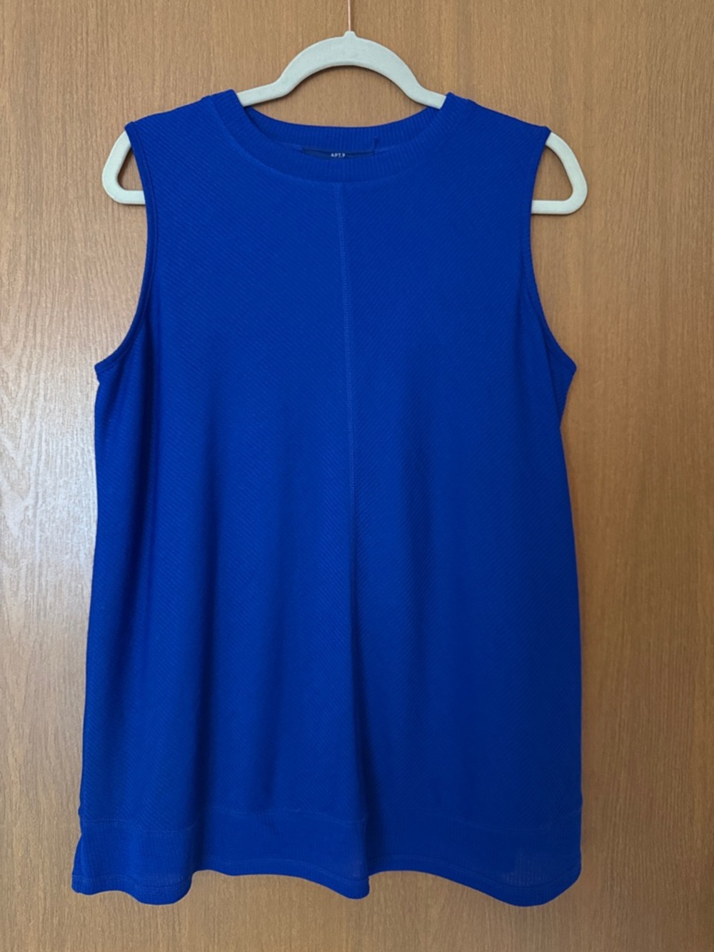 Apt. 9 Royal Blue Sleeveless Tank – Size Large